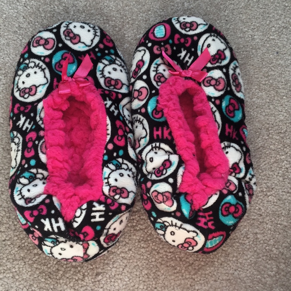 Hello Kitty slippers